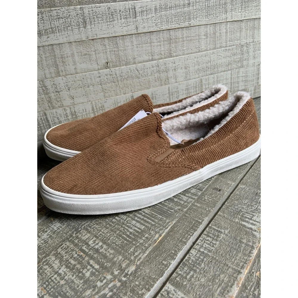 Old Navy Corduroy Shoes Brown Size Women's 8 Slip On Fur Lined New NWT Sneakers‎